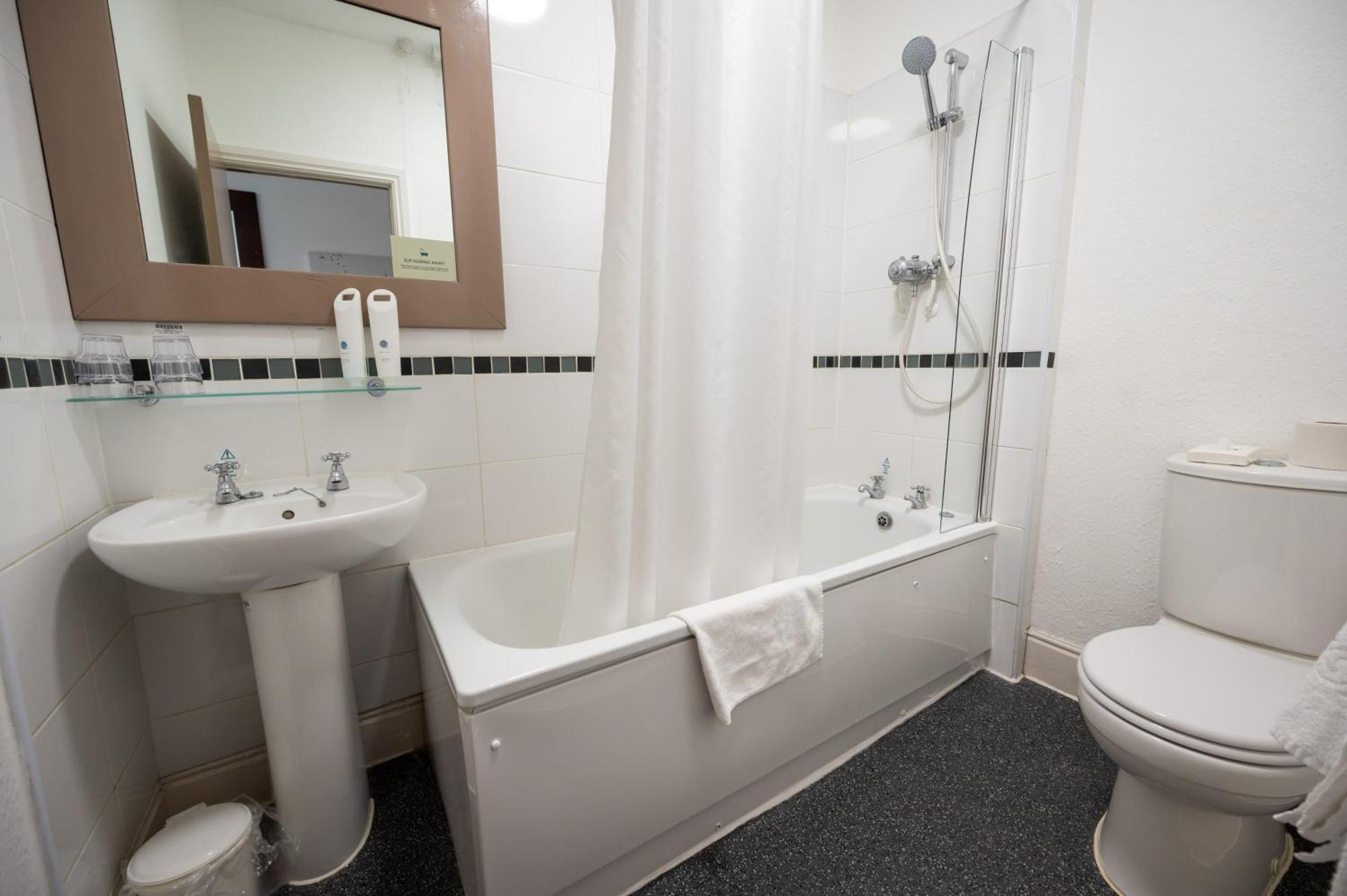 Hotel Channings By Greene King 3*