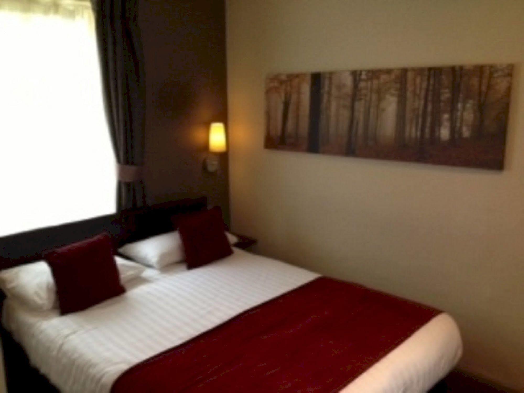 Channings By Greene King Hotel 3*
