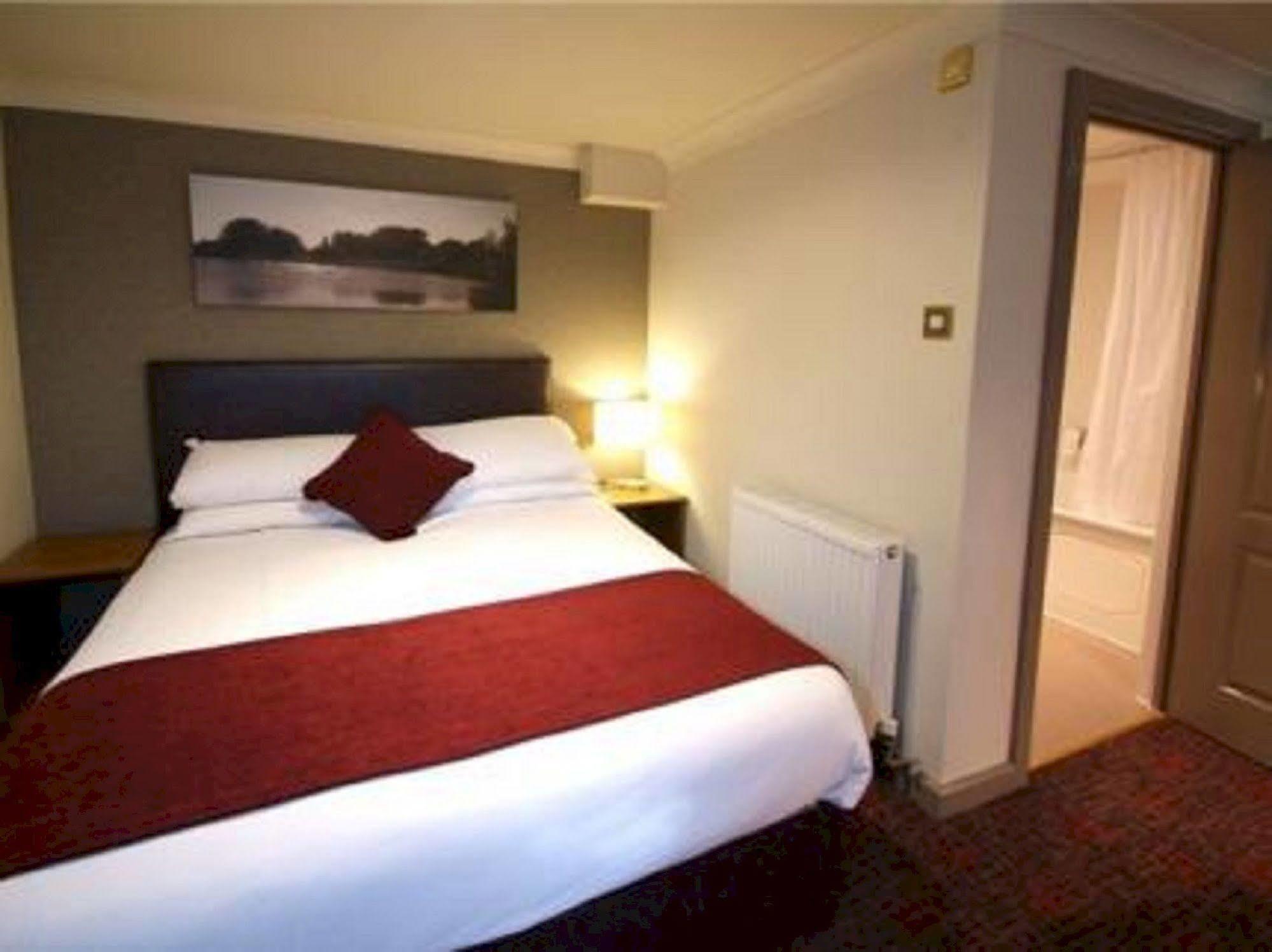 Channings By Greene King 3* Bristol